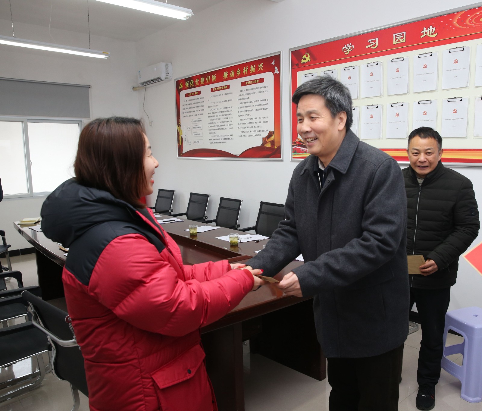 1579418576750025200.jpg 微扑克